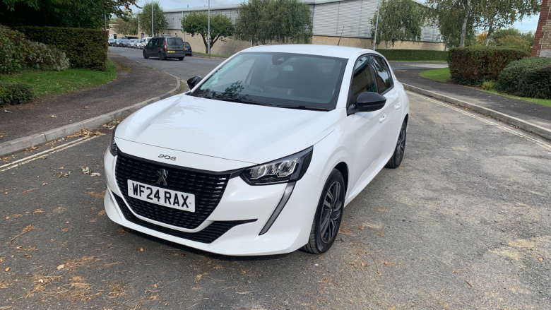 Peugeot 208 1.2 PureTech 100 Allure Premium + 5dr Petrol Hatchback